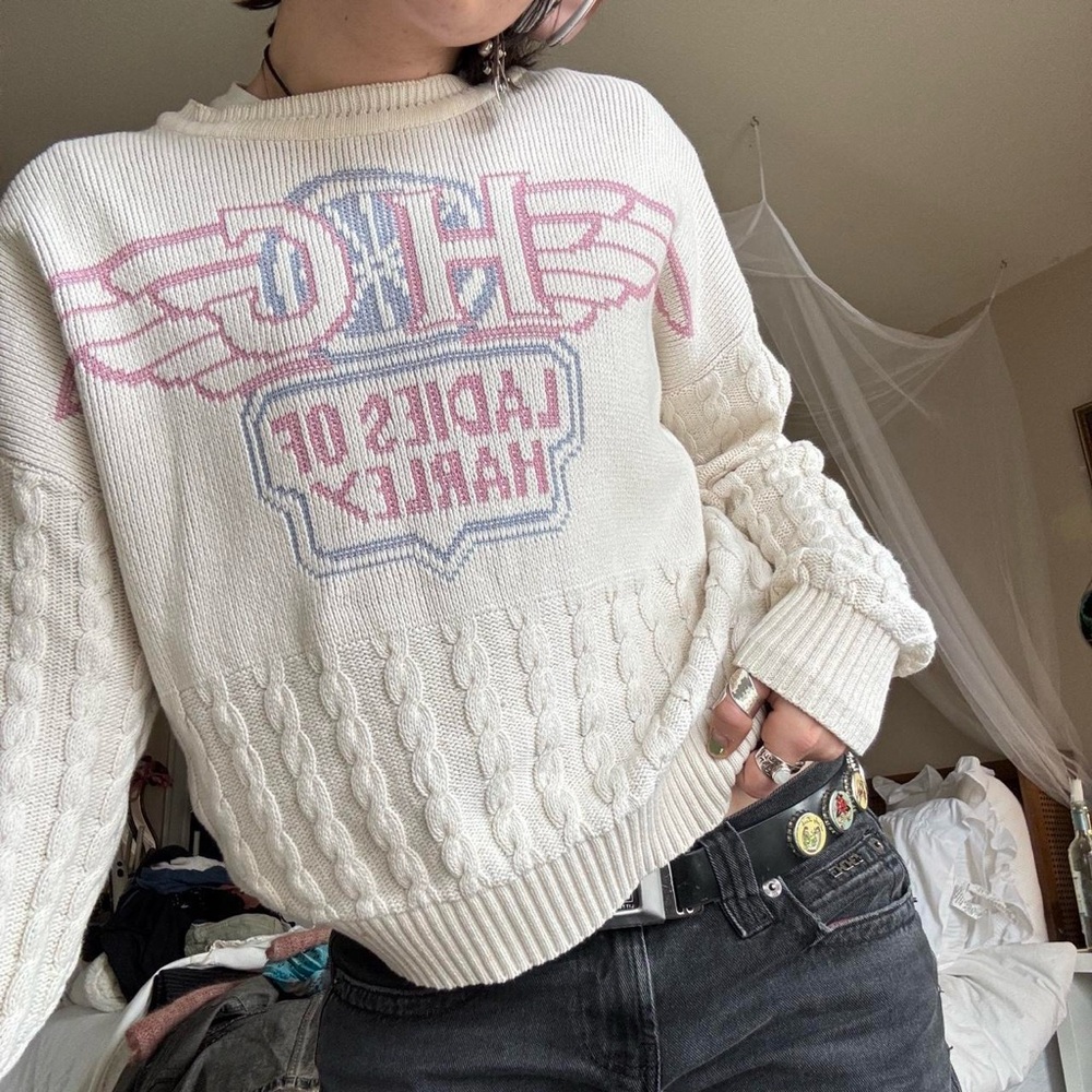 Harley-Davidson Cream Sweater with Pink Graphic